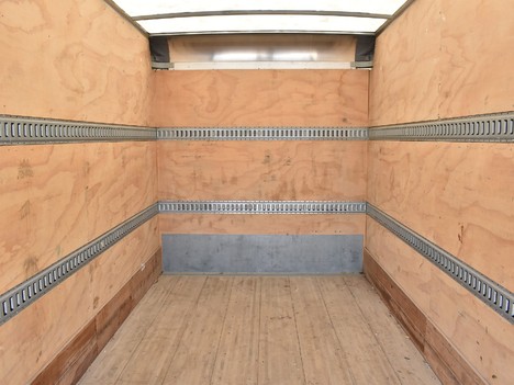 USED 2020 ISUZU NRR BOX VAN TRUCK #13855-11