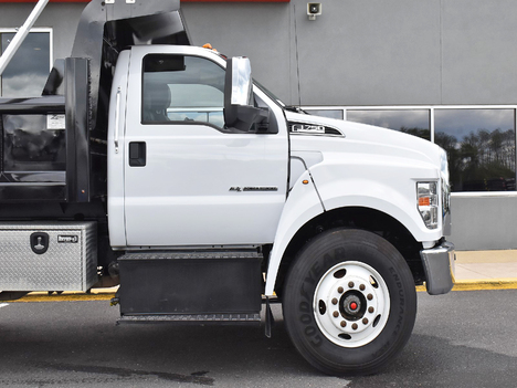 USED 2019 FORD F750 DUMP TRUCK #13856-12
