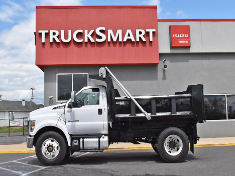 USED 2019 FORD F750 DUMP TRUCK #13856-8