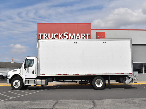 USED 2018 FREIGHTLINER M2 106 BOX VAN TRUCK #13857-4
