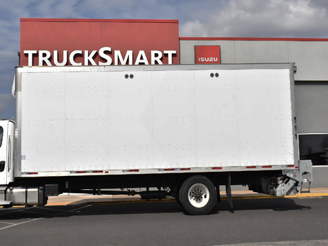 USED 2018 FREIGHTLINER M2 106 BOX VAN TRUCK #13857-6
