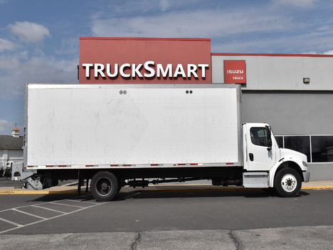 USED 2018 FREIGHTLINER M2 106 BOX VAN TRUCK #13857-9
