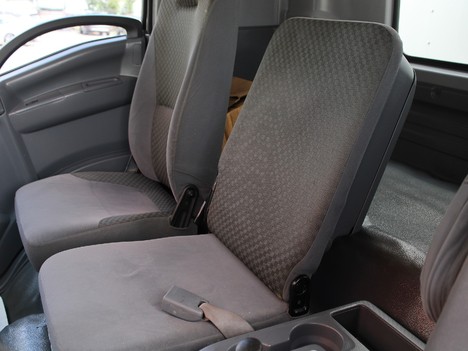 USED 2020 ISUZU FTR BOX VAN TRUCK #13858-17
