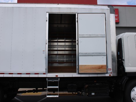 USED 2020 ISUZU FTR BOX VAN TRUCK #13858-8