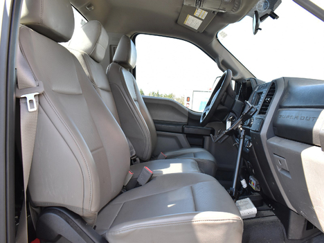 USED 2019 FORD F550 SERVICE - UTILITY TRUCK #13860-17