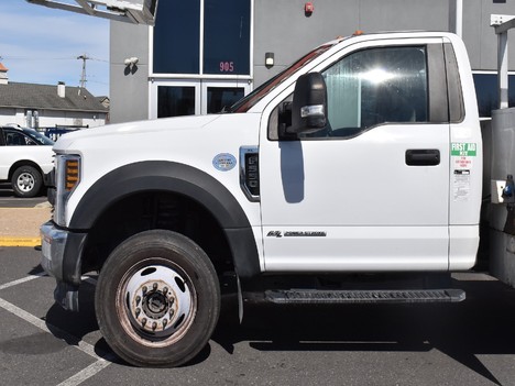 USED 2019 FORD F550 SERVICE - UTILITY TRUCK #13860-8