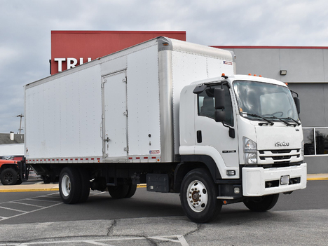 USED 2018 ISUZU FTR BOX VAN TRUCK #13877