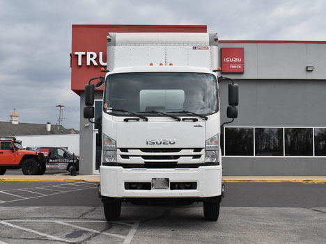 USED 2018 ISUZU FTR BOX VAN TRUCK #13877-2