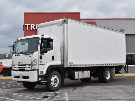 USED 2018 ISUZU FTR BOX VAN TRUCK #13877-3