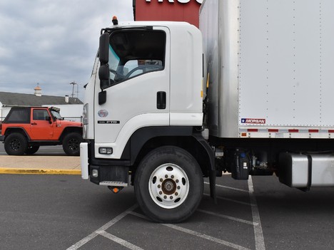USED 2018 ISUZU FTR BOX VAN TRUCK #13877-5