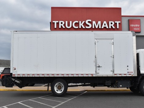 USED 2018 ISUZU FTR BOX VAN TRUCK #13877-7
