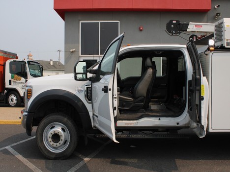 USED 2019 FORD F550 SERVICE - UTILITY TRUCK #13882-9
