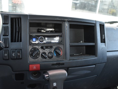 USED 2015 ISUZU NPR-XD FLATBED TRUCK #13895-9