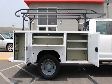 USED 2020 FORD F550 SERVICE - UTILITY TRUCK #13930-11