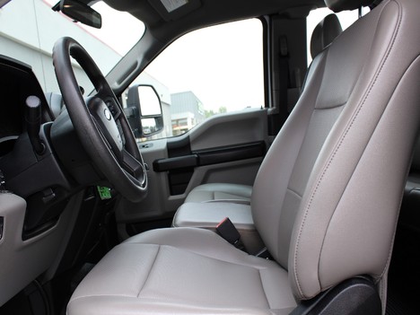 USED 2020 FORD F550 SERVICE - UTILITY TRUCK #13930-19
