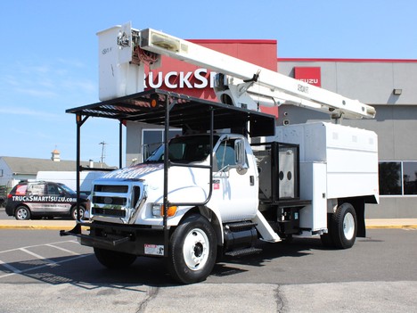 USED 2013 FORD F750 BUCKET BOOM TRUCK #13936