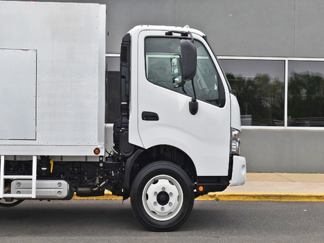 USED 2020 HINO 195 RECYCLING TRUCK #13943-9