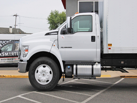 USED 2022 FORD F650 BOX VAN TRUCK #13949-5