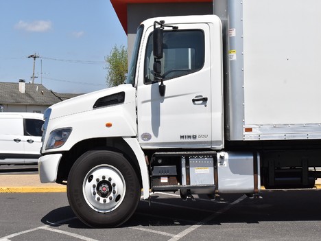 USED 2017 HINO 268A BOX VAN TRUCK #13954-5