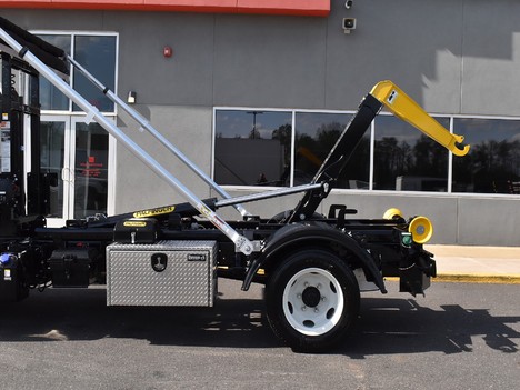 NEW 2023 ISUZU NRR ROLL-OFF TRUCK #13962-8