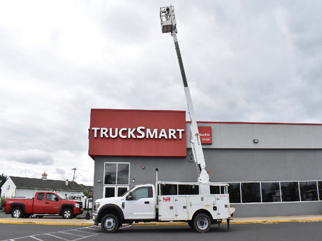 USED 2019 FORD F550 BUCKET BOOM TRUCK #13967