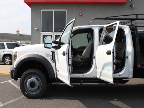 USED 2019 FORD F550 SERVICE - UTILITY TRUCK #13972-11