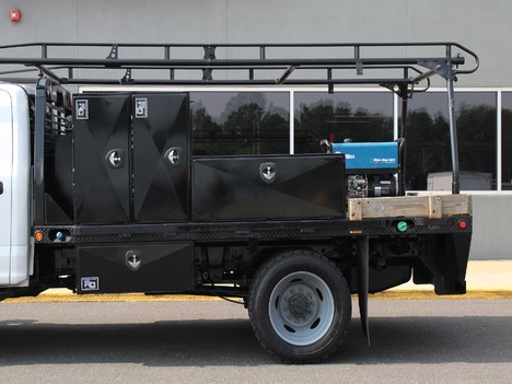 USED 2019 FORD F550 SERVICE - UTILITY TRUCK #13972-12