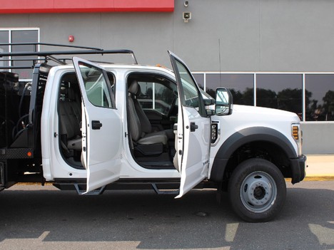 USED 2019 FORD F550 SERVICE - UTILITY TRUCK #13972-8