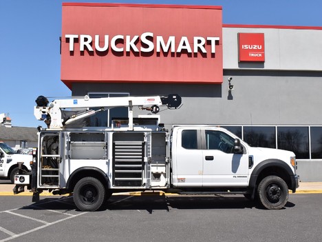 USED 2017 FORD F550 CRANE TRUCK #13986-11