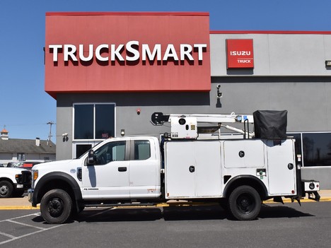 USED 2017 FORD F550 CRANE TRUCK #13986-4