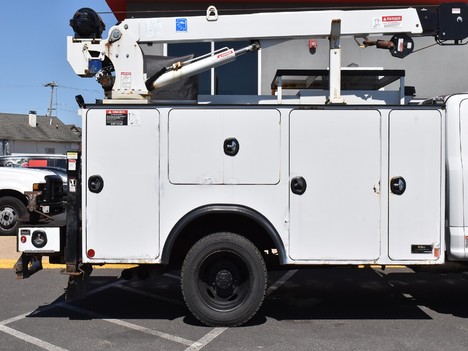 USED 2017 FORD F550 CRANE TRUCK #13986-9