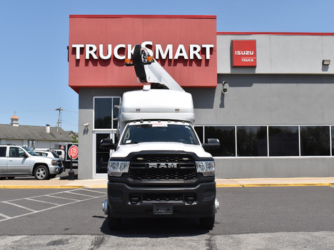USED 2020 RAM 3500 BUCKET BOOM TRUCK #13993-2