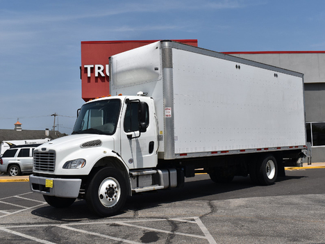 USED 2018 FREIGHTLINER M2 106 BOX VAN TRUCK #13996
