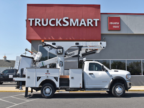 USED 2022 RAM 5500 BUCKET BOOM TRUCK #14004-17