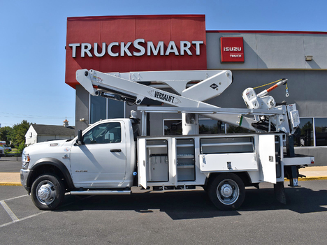 USED 2022 RAM 5500 BUCKET BOOM TRUCK #14004-7