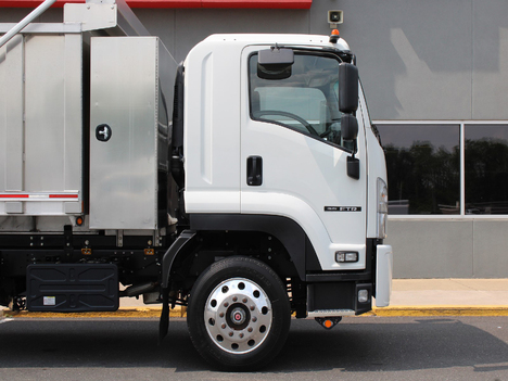 USED 2021 ISUZU FTR LANDSCAPE TRUCK #14015-12