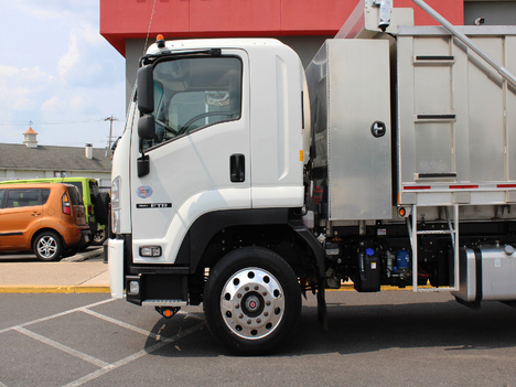 USED 2021 ISUZU FTR LANDSCAPE TRUCK #14015-8
