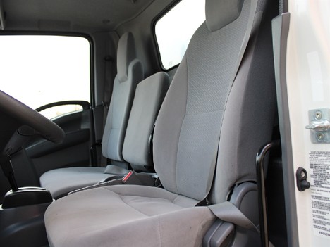 USED 2019 ISUZU NRR BOX VAN TRUCK #14035-15