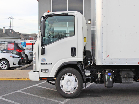 USED 2019 ISUZU NRR BOX VAN TRUCK #14035-5