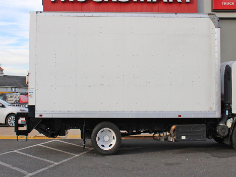 USED 2019 ISUZU NRR BOX VAN TRUCK #14035-7