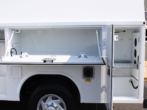 USED 2022 FORD E350 SERVICE - UTILITY TRUCK #14044-10