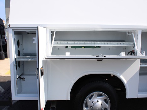 USED 2022 FORD E350 SERVICE - UTILITY TRUCK #14044-14