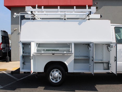 USED 2022 FORD E350 SERVICE - UTILITY TRUCK #14044-15
