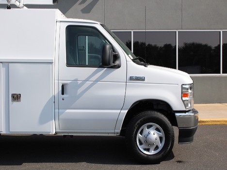 USED 2022 FORD E350 SERVICE - UTILITY TRUCK #14044-17