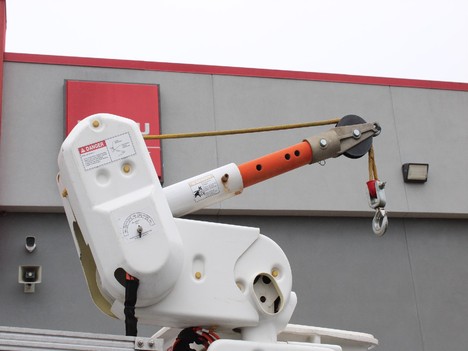 USED 2018 FORD F550 BUCKET BOOM TRUCK #14056-14