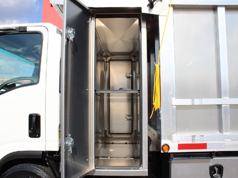 USED 2020 ISUZU NPR-HD BEVERAGE TRUCK #14062-9