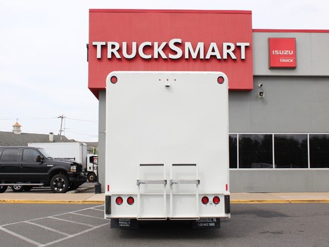 USED 2020 ISUZU NPR-HD BEVERAGE TRUCK #14063-13