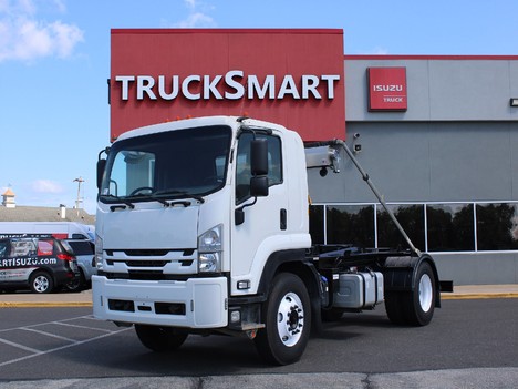 USED 2019 ISUZU FTR ROLL-OFF TRUCK #14066-2