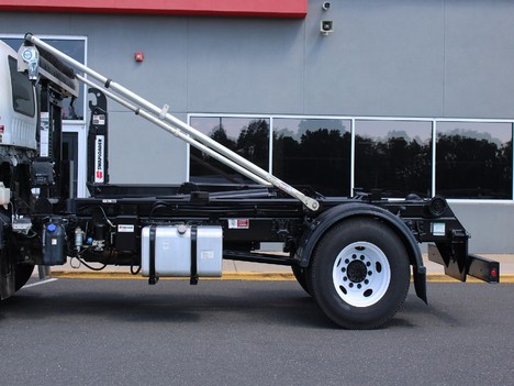 USED 2019 ISUZU FTR ROLL-OFF TRUCK #14066-8