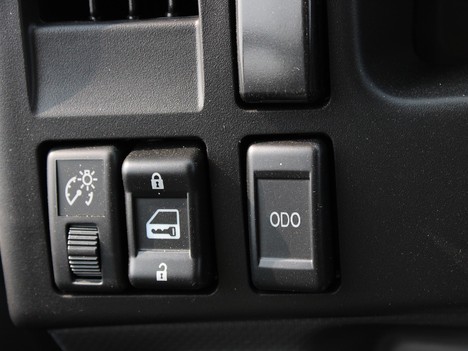 NEW 2024 ISUZU NPR-HD BOX VAN TRUCK #14104-18